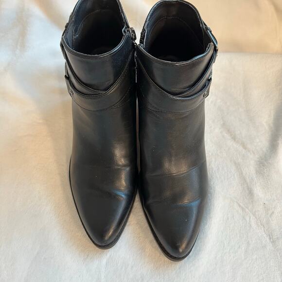Guess Black Ankle Boots, Vegan Leather, Size 8 - Picture 2 of 11